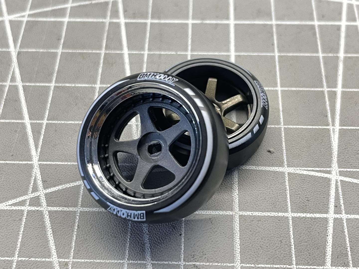 496862850_1292502612878990_2264161050070903986_n Lumina Style 22MM AWD adjustable offset wheel set